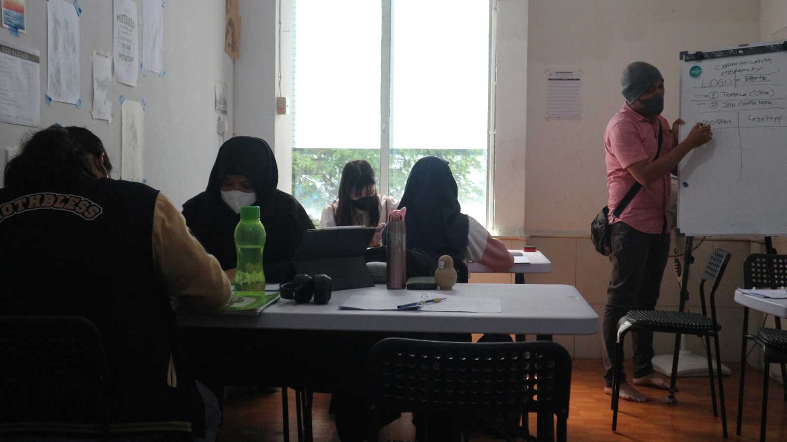 CARA AGAR TIDAK MUDAH MENYERAH SAAT BERKEMBANG - Carrot Academy