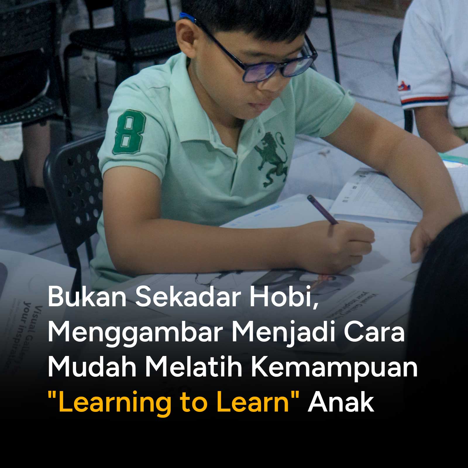 Menggambar sering dianggap sekadar hiburan pengisi waktu luang bagi anak. Namun, dari kacamata sains kognitif, coretan sederhana di atas kertas justru menjadi stimulus gratis yang sangat efektif untuk melatih struktur berpikir, logika ruang, hingga kemampuan problem solving anak sejak dini.